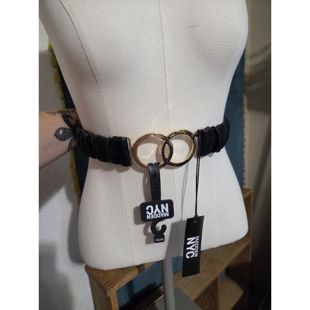 Madden NYC Black Elastic Belt with Gold Rings